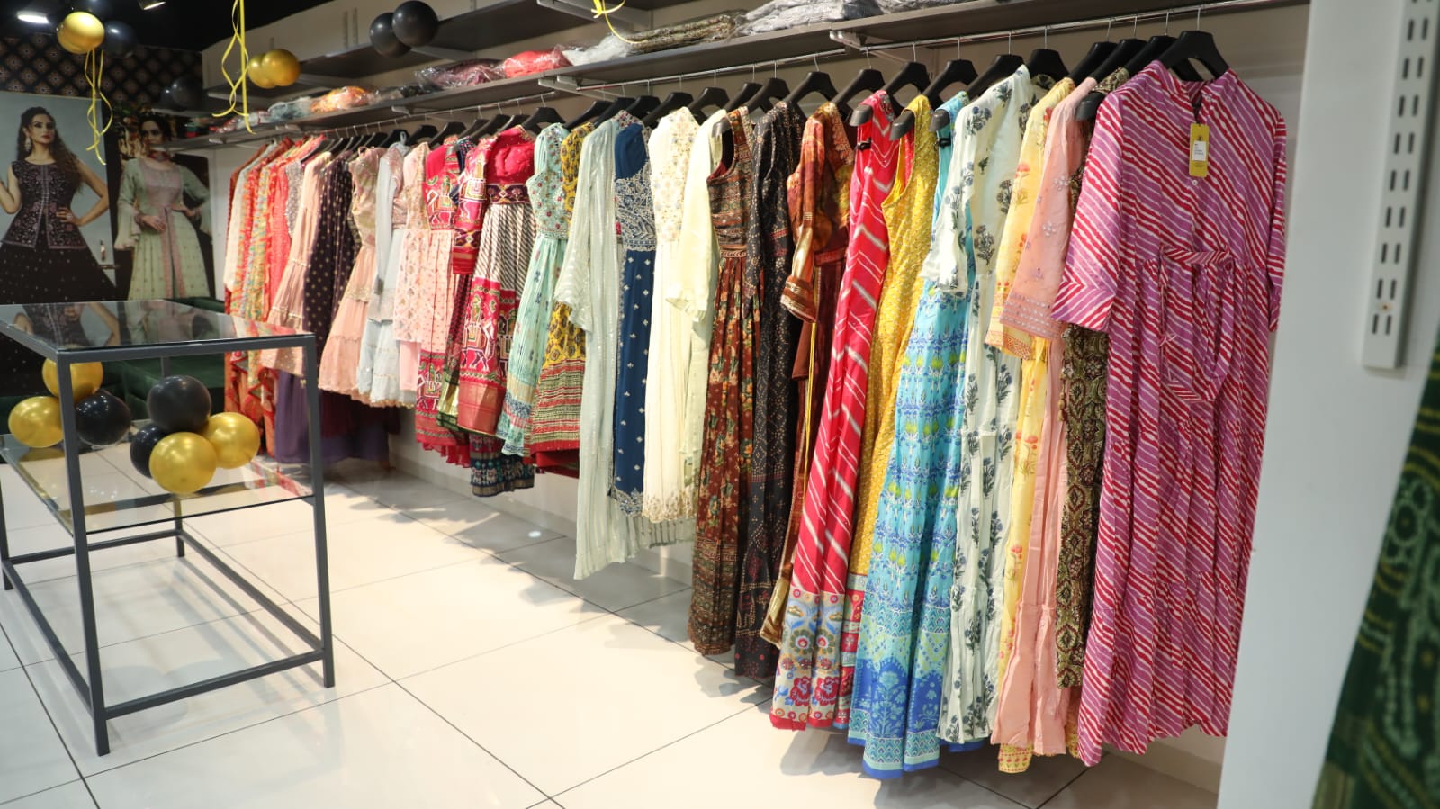 સૌથી વધુ આકર્ષક અને કંઈક અલગ લેડીઝ વેર કલેક્શન એટલે  પાટીદાર NX લેડીઝ વેર