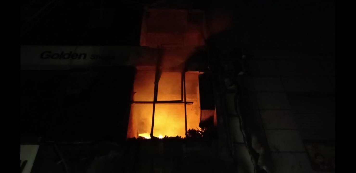 મોરબીમાં કરિયાણાની દુકાનમાં આગ લાગી..