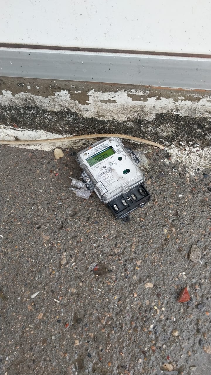 મોરબીના બરવાળા ગામે રહેણાંક મકાન ઉપર વીજળી પડી