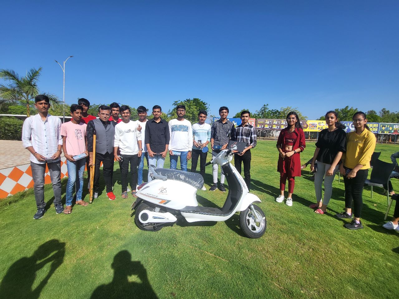 યુગ પરિવર્તનની જબરદસ્ત સંકલ્પના સાકાર કરવા માટે તથા મોરબી જિલ્લાના વિદ્યાર્થીઓને કારકિર્દીલક્ષી યોગ્ય દિશા મળી રહે તે માટે 2nd April,2023 ના રોજ એલિટ એજ્યુકેશન ઇન્સ્ટિટ્યૂટ દ્વારા આયોજિત E-SAT Exam 2023નું પરિણામ જાહેર કરવામાં આવ્યું છે.