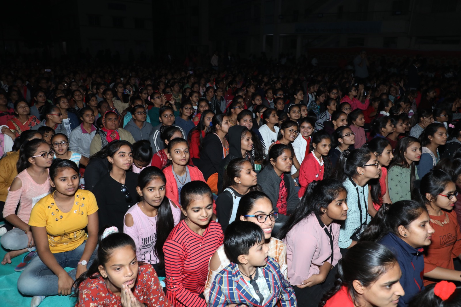 બેટી પઢાઓ અભિયાનનો જન્મ પણ નહોતો થયો ત્યાર પહેલા મોરબીમાં કન્યા કેળવણીનો પાયો નખાયો હતો
હજારો દીકરીઓને 45 વર્ષથી શિસ્તબદ્ધ કેળવણી આપતું પટેલ કન્યા છાત્રાલય