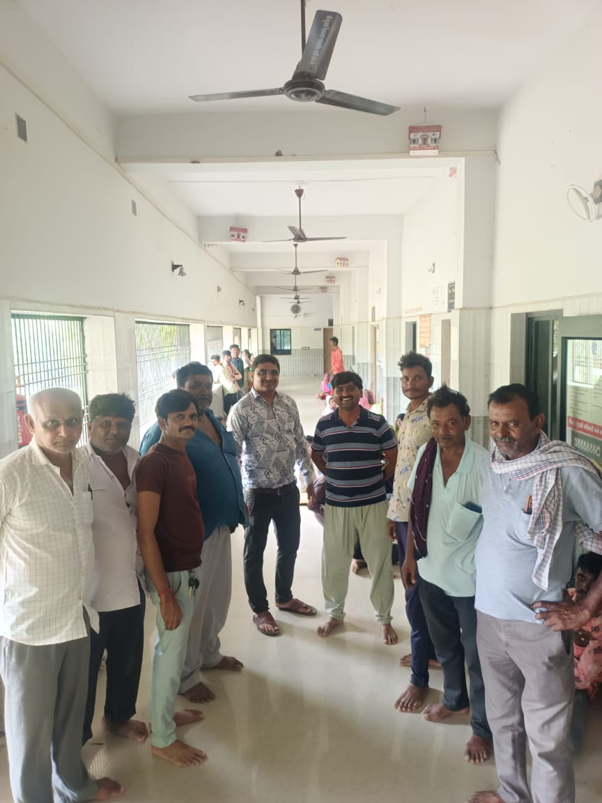 જૂના ઘાંટીલા ગામે 300 જેટલા ખેત મજૂર નું સ્થળાંતર કરવામાં આવ્યું 