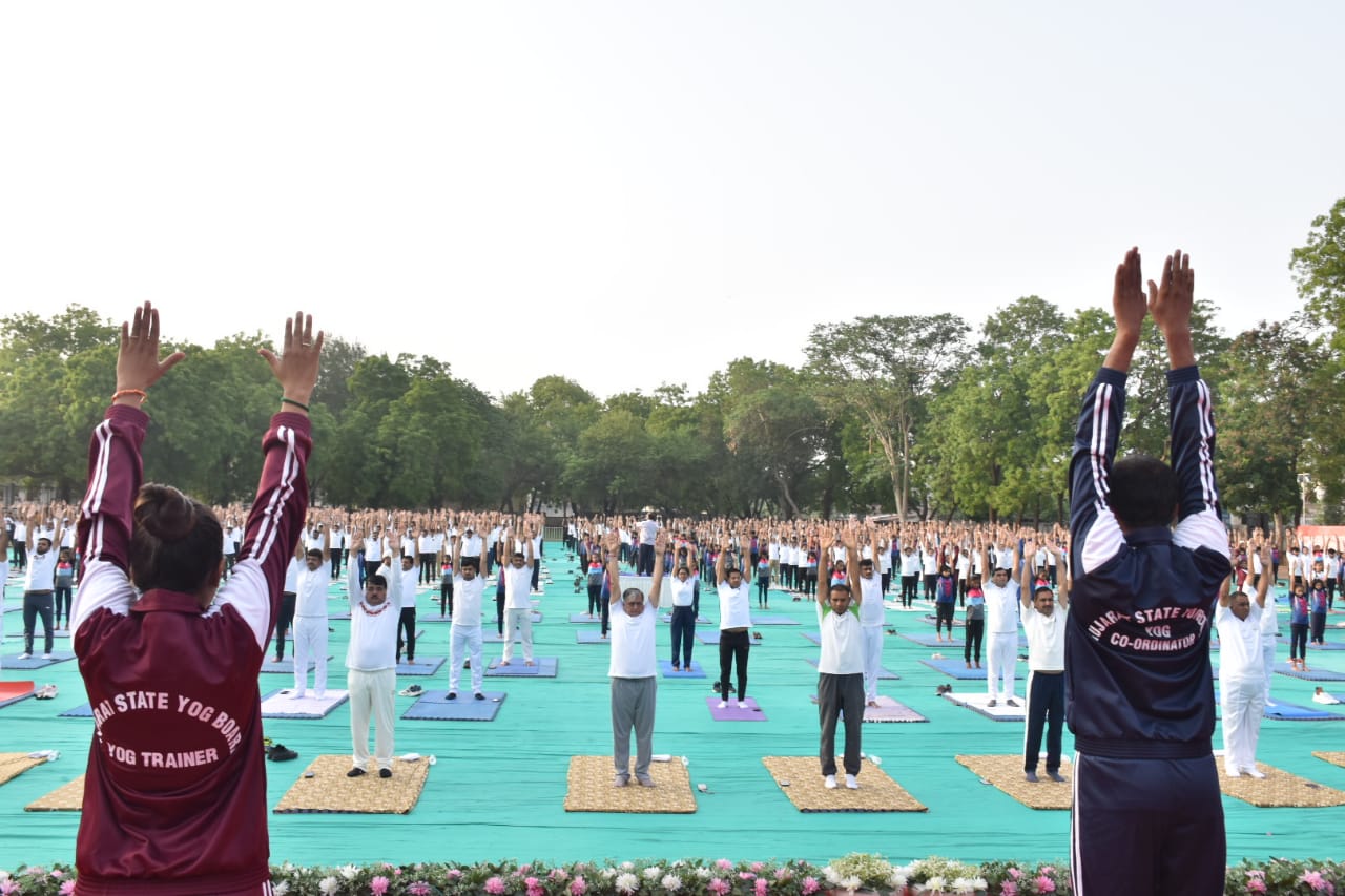મોરબીમાં અનેરા ઉત્સાહ સાથે જિલ્લા કક્ષાના વિશ્વ યોગ દિવસની ઉજવણી

