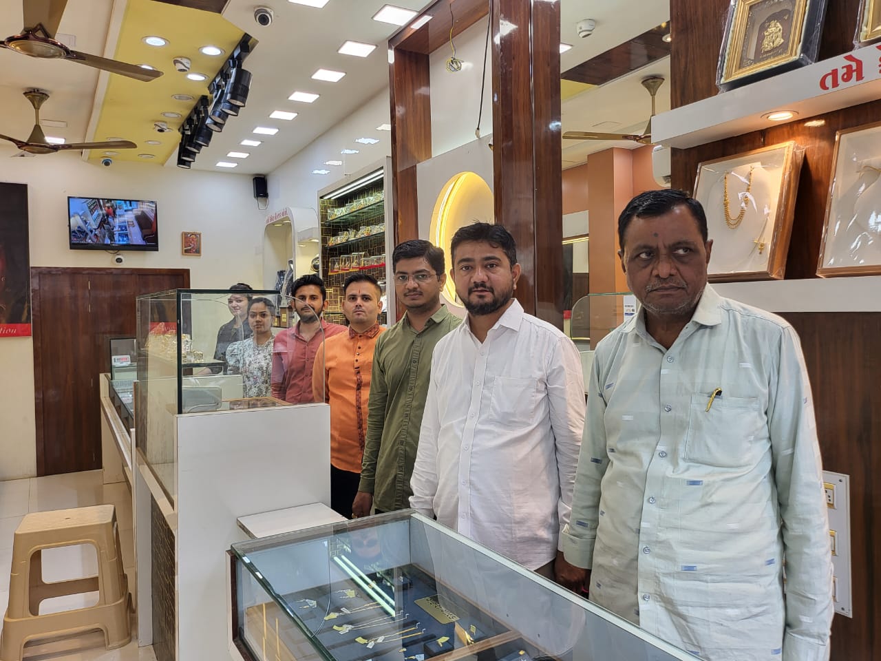 મોરબીમાં મનમહોક સોના ના આભૂષણો માટે જાણીતા ગણેશ જવેલર્સ દ્વારા ત્રણ દિવસના એક્ઝિબિશનનું આયોજન કરવામા આવેલ છે