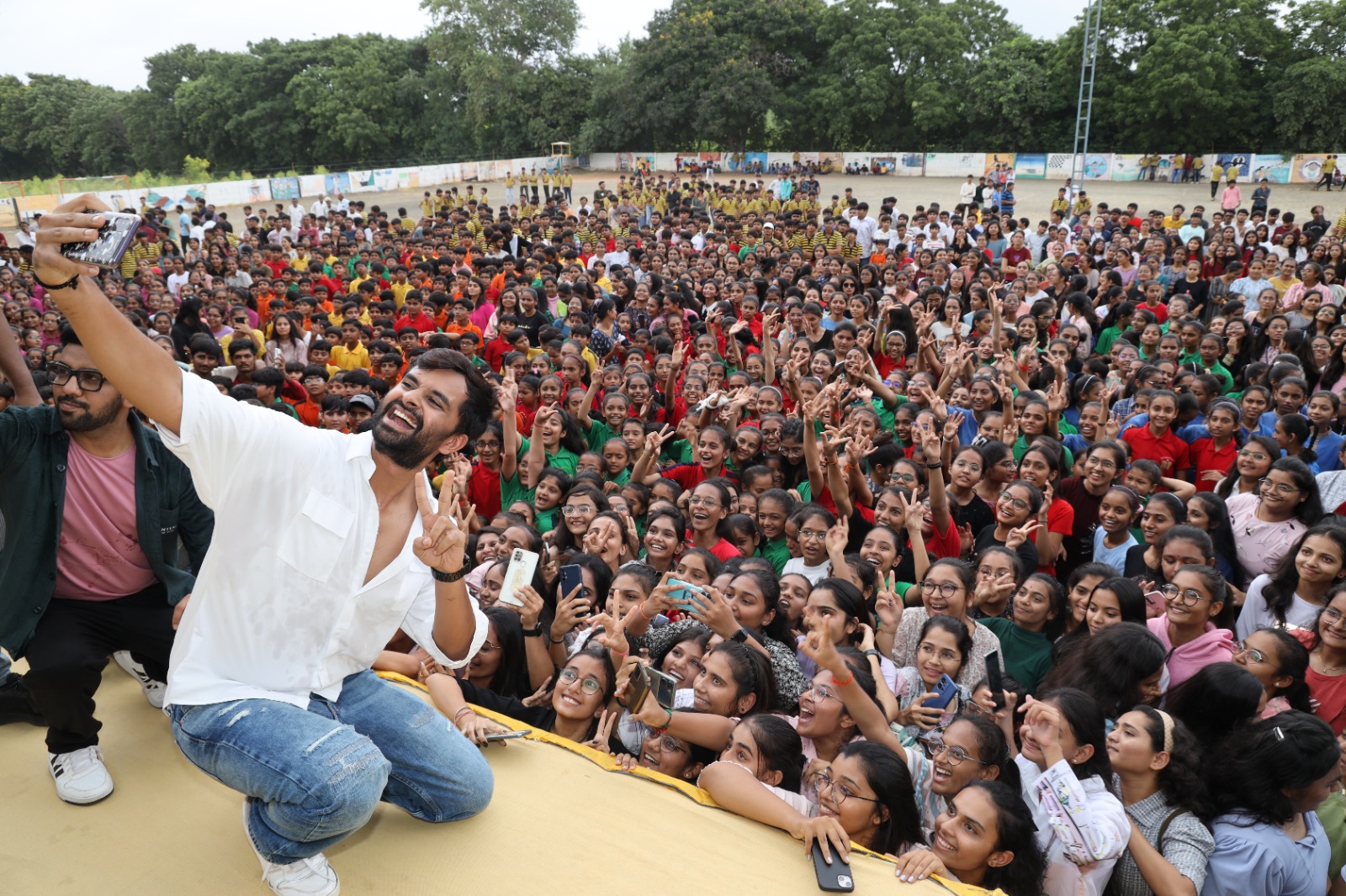 ગુજરાતી સિનેમાના 3 એકકા મોરબીના શિક્ષણ જગતના એક્કા નવયુગ ને આંગણે