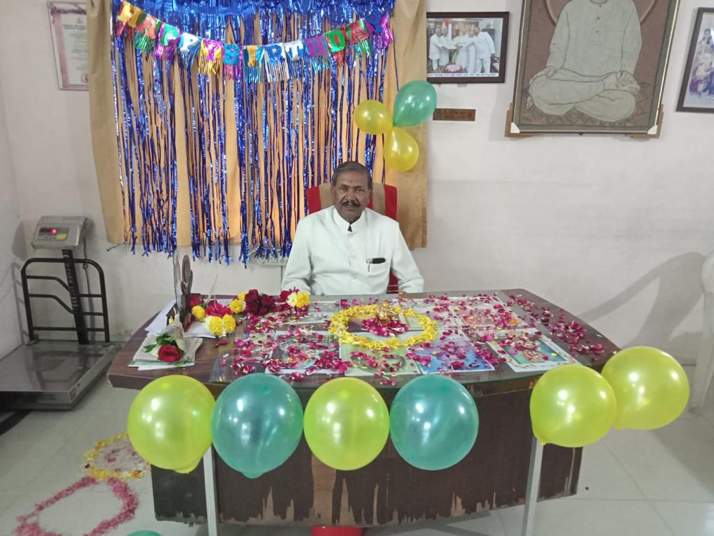 મોરબીમાં આજથી 30 વર્ષ પહેલા ઑમશાંતિ વિદ્યાલયની સ્થાપના કરી શિક્ષણક્ષેત્રે ક્રાંતિ લાવનાર ટી.ડી.પટેલસરને તેમના 74 જન્મદિવસ નિમિતે હાર્દિક  શુભેચ્છાઓ  