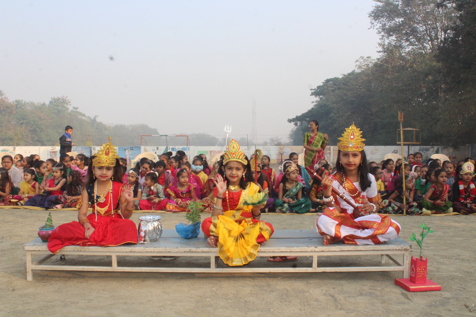 મોરબીના નવયુગ સંકુલ- કોલેજમાં તુલસી દિવસની ઉજવણી