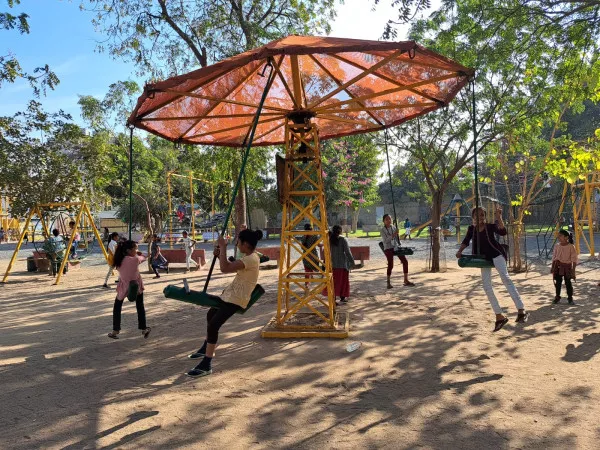 સરકારી શાળાઓની સ્થિતિ કથળી ગયાની ફરિયાદ વચ્ચે ઉજળા સંજોગોનું સરાહનીય કાર્ય