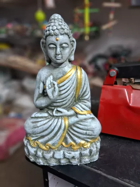 ગ્રાહકોના સાથ અને સહકારથી અમારી શોપ ને ત્રણ વર્ષ પૂર્ણ થવા પર તારીખ 25-2-2024 ના દિવસે ખરીદી પર 10% ડિસ્કાઉન્ટ