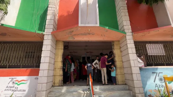 ઘણી ધોરી વગરની પાલિકામાં વેદના સાંભળવા માટે કોઈ હાજર જ ન હોવાથી મહિલાઓ વિફરી
