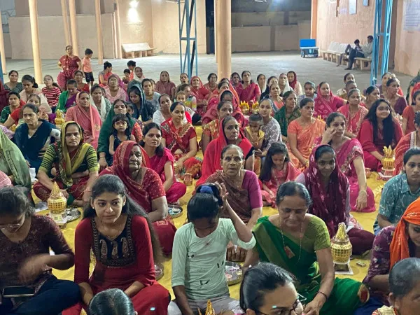 મોરબીના નાની વાવડી ગામે ઉમિયા માતા સિદસર દ્વારા ત્રિવિધ કાર્યક્રમો યોજાયા
