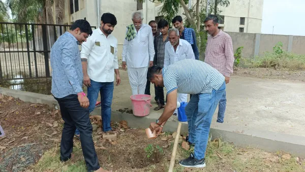માળિયાના મોટી બરારની શાળામાં કન્યા કેળવણી મહોત્સવ અને શાળા પ્રવેશોત્સવ યોજાયો
