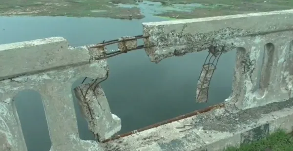 મોરબી જિલ્લામાં 24 વર્ષ જૂનો બ્રિજ બેસી ગયો 