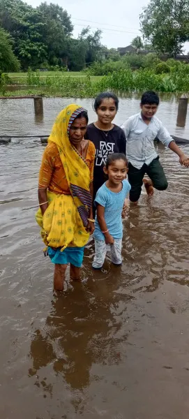 માળીયા મિયાણા ના મોટી બરાર ગામે પાણી ભરાતા લોકોમાં રોષ
