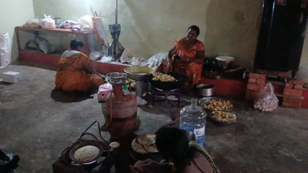 મોરબી જિલ્લા પોલીસ દ્વારા પદયાત્રિકો માટે સેવા કેમ્પ શરુ