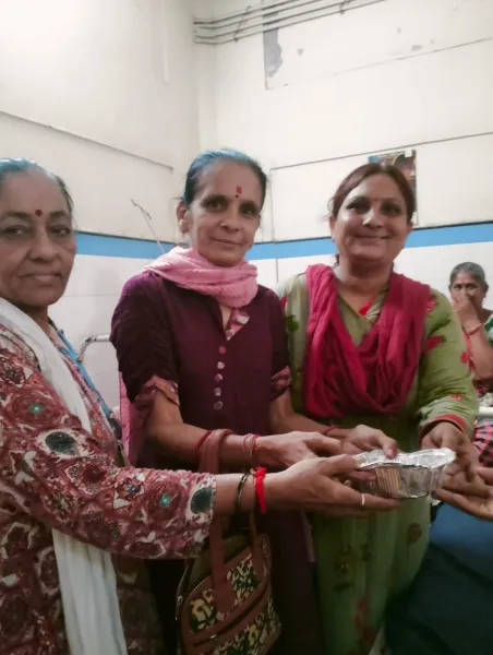મોરબીમાં ડો.કુસુમબેન દોશી અન્નપૂર્ણા રથ દ્વારા પ્રસુતાઓને ચોખ્ખા ઘી નો શીરો અર્પણ
