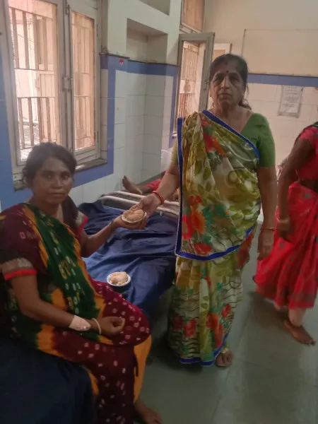 મોરબીમાં ડો.કુસુમબેન દોશી અન્નપૂર્ણા રથ દ્વારા પ્રસુતાઓને ચોખ્ખા ઘી નો શીરો અર્પણ