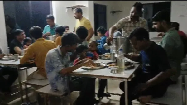 બગથળાના પ્રોફેસરે પોતાના પુત્રના જન્મદિવસની અનોખી રીતે ઉજવણી કરી