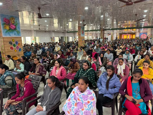 નવયુગ ગ્રુપ ઓફ એજ્યુકેશનમાં કેજી થી ધોરણ 12ના વાલીનો સેમીનાર યોજાયો