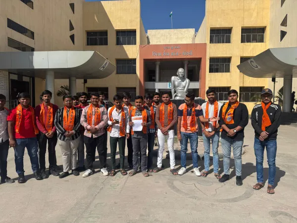 મોરબીમાં કોલેજે જતી આવતી બહેનો પજવણી કરનાર અસામાજિક તત્ત્વોને સબક શીખવાડો : ABVP
