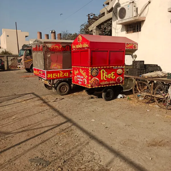મોરબી મનપાએ શનાળા રોડ અને લોહાણાપરામાં  દબાણો દૂર કર્યા