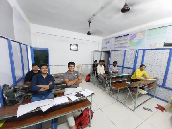 મોરબીના ઈમ્પોર્ટ-એક્સપોર્ટ ક્ષેત્રે કારકિર્દી ધડવી હોય તો તારીખ 24 થી JR બ્રધર્સ કોચિંગ ક્લાસમાં શરૂ થયેલી નવી બેચમાં આજે જ જોડાવ. 

જ્યેન્દ્ર સગર
મો.નં. 9913958353
રસિક સગર
મો.નં. 9727194606
