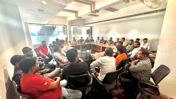 મોરબીના શનાળા ખાતે વિશ્વ હિન્દુ પરિષદની જિલ્લાની વ્યાપક બેઠક યોજાઈ