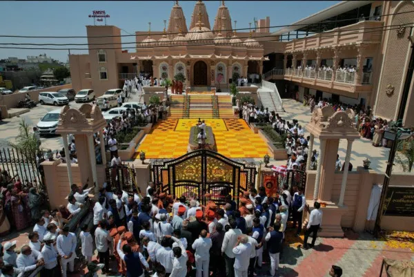 મોરબીમાં SMVS સ્વામિનારાયણ મંદિરનો ભવ્યાતિભવ્ય પ્રાણ પ્રતિષ્ઠા મહોત્સવ યોજાયો