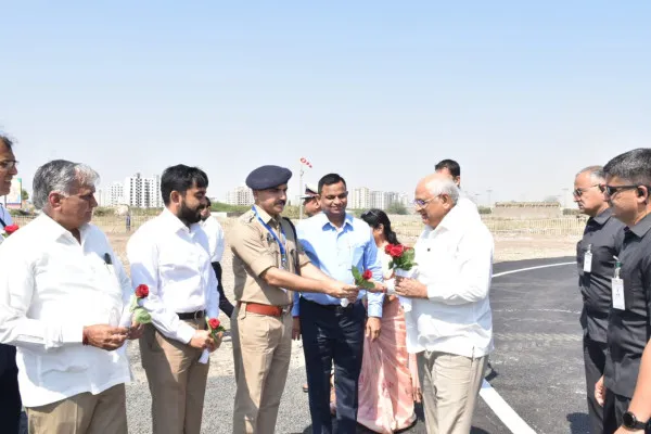 મોરબીની ભૂમિ પર મુખ્યમંત્રી ભૂપેન્દ્ર પટેલનું મહાનુભાવો દ્વારા ઉષ્માભર્યું સ્વાગત
