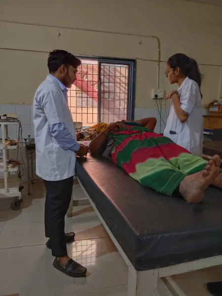 ટંકારા CHC ખાતે આર્યતેજ ઇન્સ્ટિટ્યૂટ ઑફ ફિઝીયોથેરાપી દ્વારા વિનામૂલ્યે ફિઝીયોથેરાપી કેમ્પ યોજાયો
