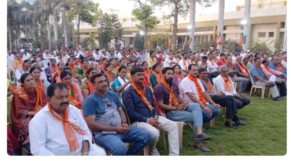 ધારાસભ્ય કાંતિલાલ અમૃતિયાની ઉપસ્થિતમાં યોજાયું મોરબી- માળીયા(મી.) વિધાનસભા વિસ્તારનું સક્રિય કાર્યકર્તા સંમેલન 