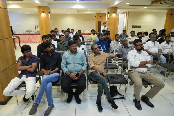 મોરબી ફોટોગ્રાફરર્સ એસોસિએશન દ્વારા સોનીનો વર્કશોપ યોજાયો 