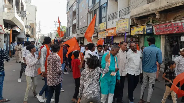 મોરબીમાં સંત વેલનાથ બાપુની ભવ્ય શોભાયાત્રા યોજાઈ