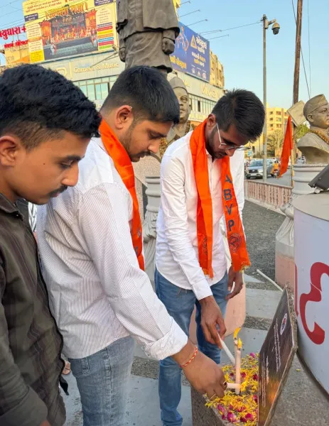 ABVP મોરબી દ્વારા આતંકી હુમલાનો વિરોધ કરી મૃતકોને શ્રદ્ધાંજલિ અર્પણ કરાઈ
