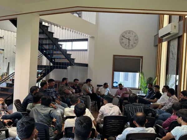 જ્યાં સુધી ફસાયેલા નાણાં પરત ન મળે ત્યાં સુધી કોલ સપ્લાય નહિ કરે તેવો નિર્ણય જાહેર