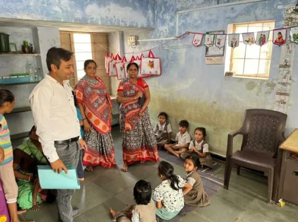 મોરબી જિલ્લામાં વહીવટી તંત્ર દ્વારા 24 ગામોમાં ઓચિતું ચેકીંગ
