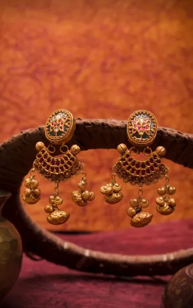 મોરબીની મહિલાઓ માટે અહમદાબાદ થી જ્વેલ વર્લ્ડ જ્વેલર્સ ની સોનાની ખરીદીનો સુવર્ણ અવસર, તા.10/11/12 મે સુધી મહારાણી ગોલ્ડ & જવેલરી એક્ઝિબિશન