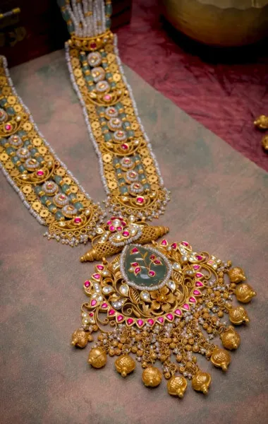 મોરબીની મહિલાઓ માટે અહમદાબાદ થી જ્વેલ વર્લ્ડ જ્વેલર્સ ની સોનાની ખરીદીનો સુવર્ણ અવસર, તા.10/11/12 મે સુધી મહારાણી ગોલ્ડ & જવેલરી એક્ઝિબિશન