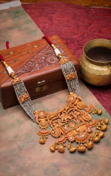 મોરબીની મહિલાઓ માટે અહમદાબાદ થી જ્વેલ વર્લ્ડ જ્વેલર્સ ની સોનાની ખરીદીનો સુવર્ણ અવસર, તા.10/11/12 મે સુધી મહારાણી ગોલ્ડ & જવેલરી એક્ઝિબિશન