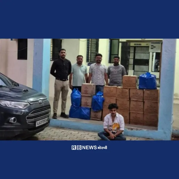 માળીયા નજીક વિદેશી દારૂ ભરેલી કાર સાથે એક ઝબ્બે