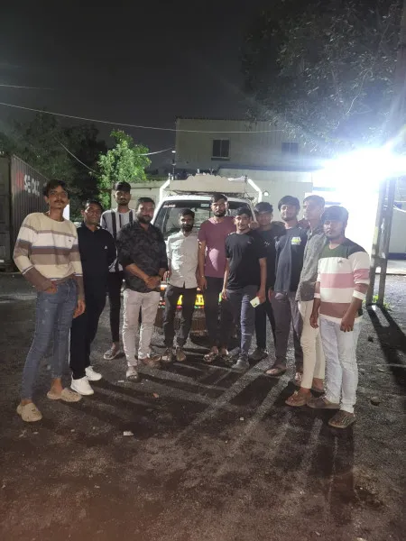 ઘુટું ગામની પાસે ગૌરક્ષકોએ કતલખાને ધકેલાતા 10 અબોલજીવોને બચાવ્યા
