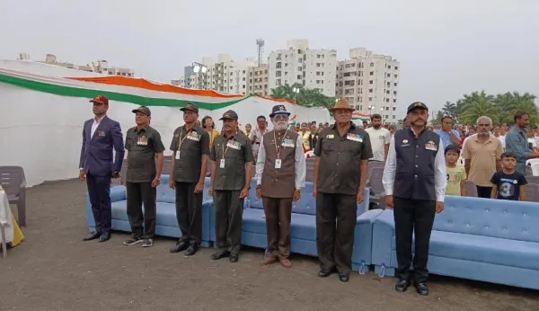 મોરબીમાં કારગિલ  વિજય દિવસ નિમિતે ભાજપ દ્વારા સૈનિકોનું મુઠી ઉંચેરું સન્માન કરાયું
