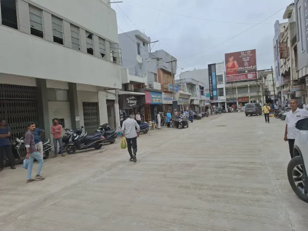 મોરબીમાં વિજય ટોકીઝથી સૌરાષ્ટ્ર હેર ડ્રેસર સુધીના નવા રોડનું લોકાર્પણ
