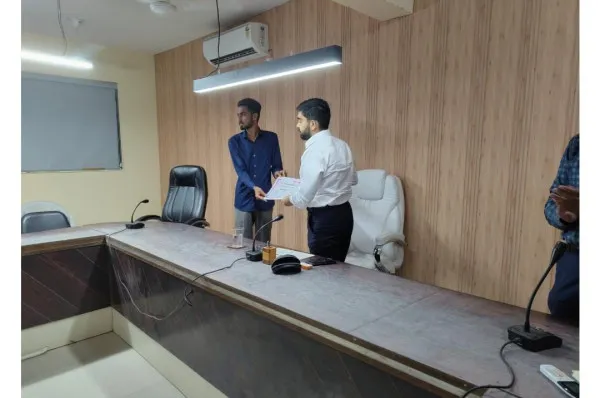 મોરબીના ઝોન નં.4ની વિઝિટ કરી મ્યુનિ. કમિશનરે સફાઈ કામગીરીનું નિરીક્ષણ કર્યું