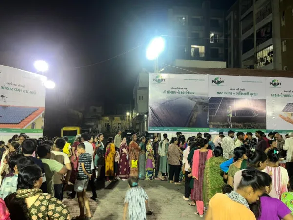 મોરબી જલારામ ધામ દ્વારા લખધીરવાસ ચોક ખાતે “મયુરનગરી કા રાજા” ગણેશ મહોત્સવમાં ભક્તજનો માટે લાઈવ પ્રસાદ યોજાયો 