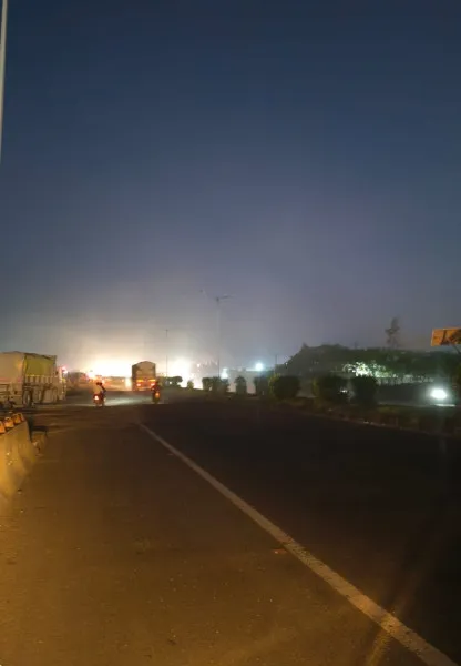 મોરબી નજીક લક્ષ્મીનગર બ્રિજ પાસે સ્ટ્રીટ લાઇટો બંધ હોવાથી અંધારપટ્ટ
