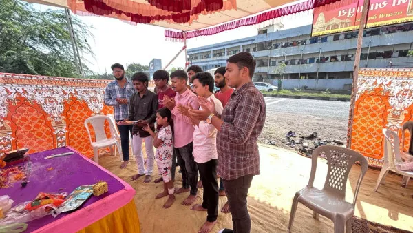 અખિલ ભારતીય વિદ્યાર્થી પરિષદ દ્વારા માતાના મઢ જતા પદયાત્રીઓ માટે સેવા કેમ્પનો પ્રારંભ.