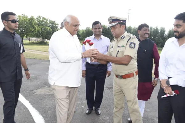 મુખ્યમંત્રી ભૂપેન્દ્ર પટેલનું મોરબીમાં ઉષ્માભર્યું સ્વાગત.
