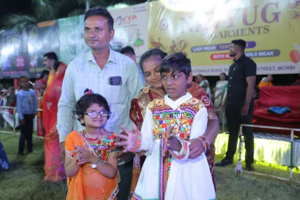 મનોદિવ્યાંગ બાળકોએ વાલીઓ સાથે સંકલ્પ નવરાત્રીમાં રાસ ગરબાનો મનભરીને આનંદ માણ્યો 
