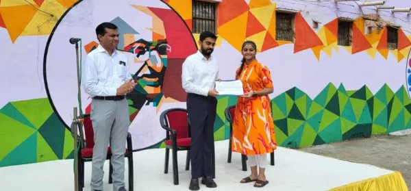 મોરબીમાં રાષ્ટ્રપિતા મહાત્મા ગાંધીજીની નવી પ્રતિમા મૂકી પુષ્પાજંલી અર્પણ કરાઈ